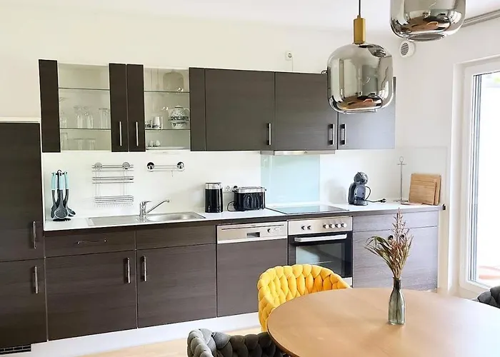 公寓 Stilvolleauszeit Mit Garten - 15 Min Bis Koeln 胡尔特